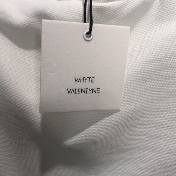 White mini dress - Picture 9 of 9